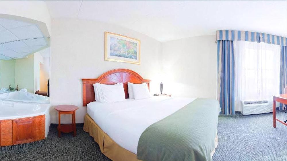 Holiday Inn Express Cambridge By Ihg Extérieur photo
