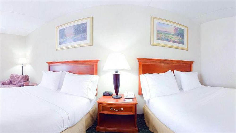 Holiday Inn Express Cambridge By Ihg Extérieur photo