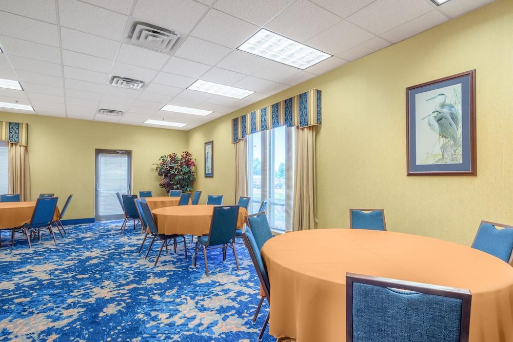 Holiday Inn Express Cambridge By Ihg Extérieur photo