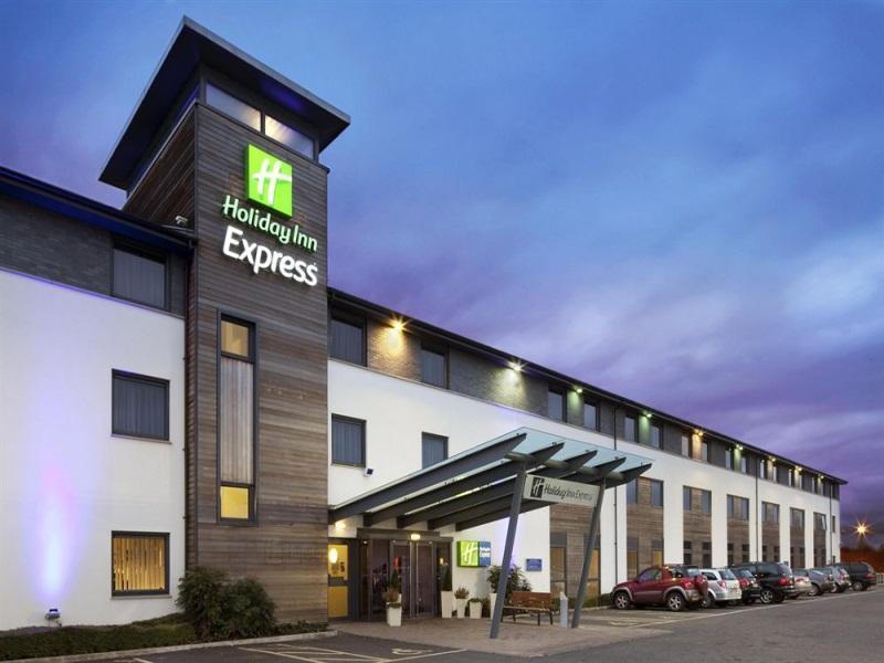 Holiday Inn Express Cambridge By Ihg Extérieur photo