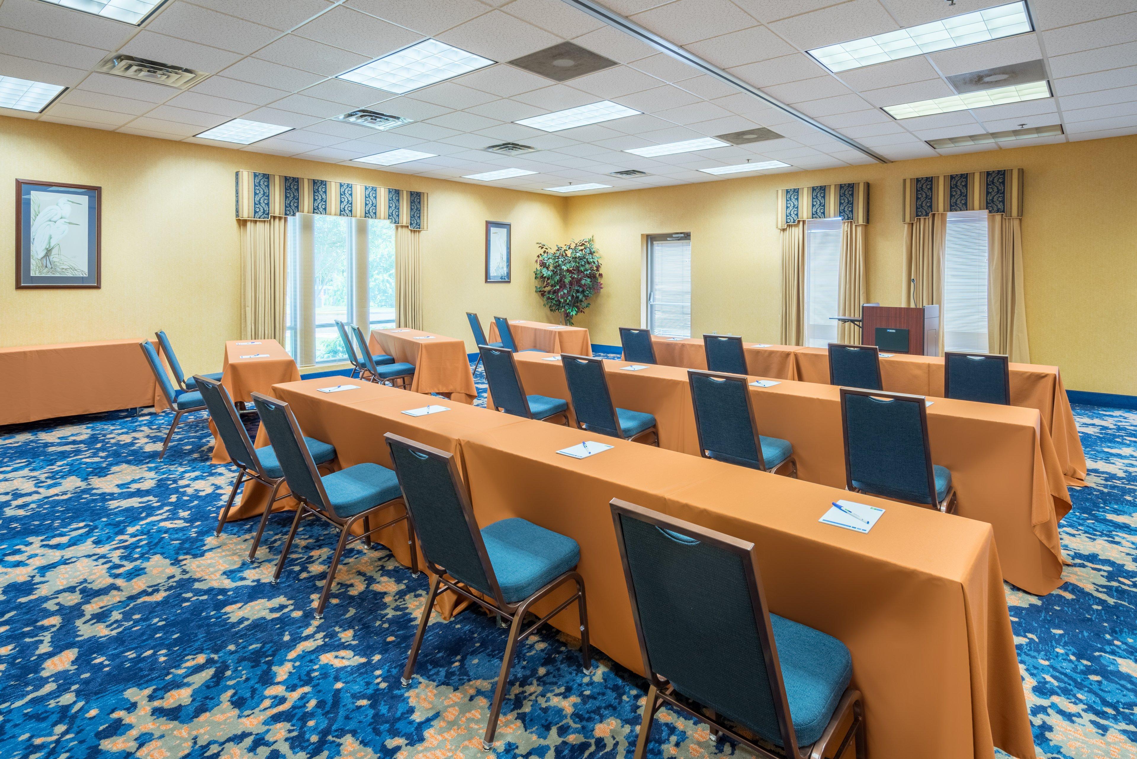 Holiday Inn Express Cambridge By Ihg Extérieur photo